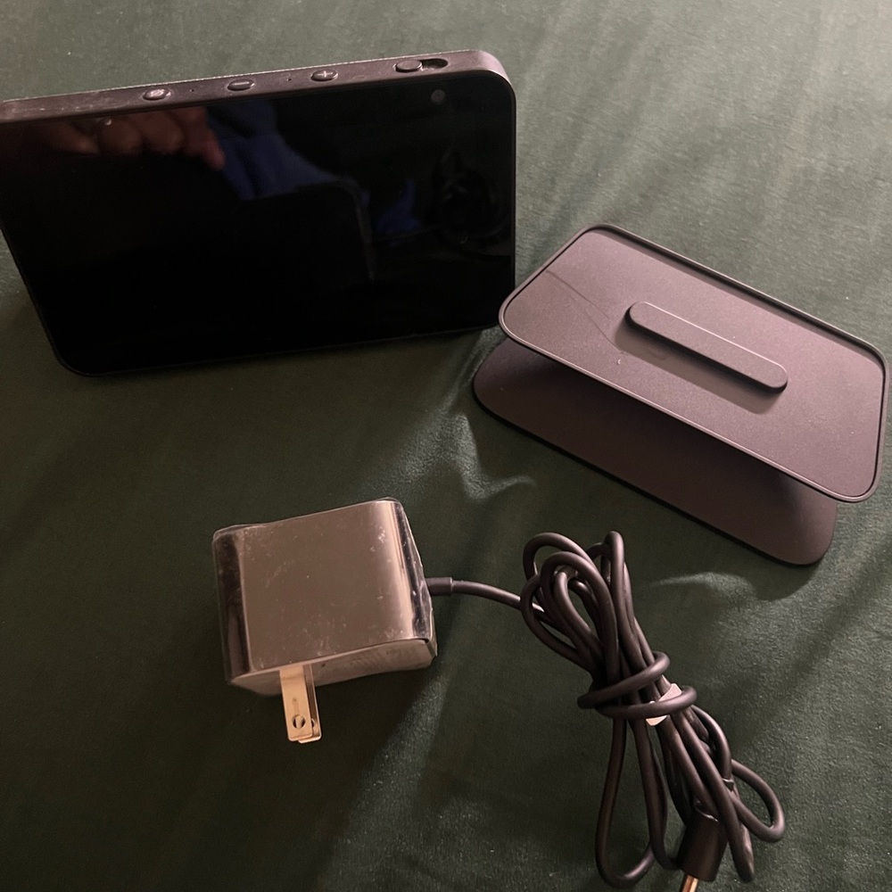 Amazon Black Smart Display with Stand and Charger
